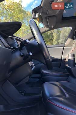 Лифтбек Tesla Model S 2014 в Николаеве