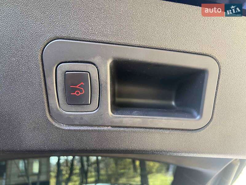 Ліфтбек Tesla Model S 2014 в Хмельницькому