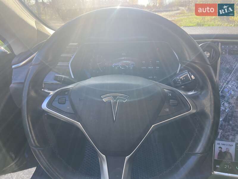 Ліфтбек Tesla Model S 2014 в Хмельницькому