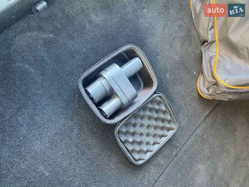 Ліфтбек Tesla Model S 2014 в Хмельницькому