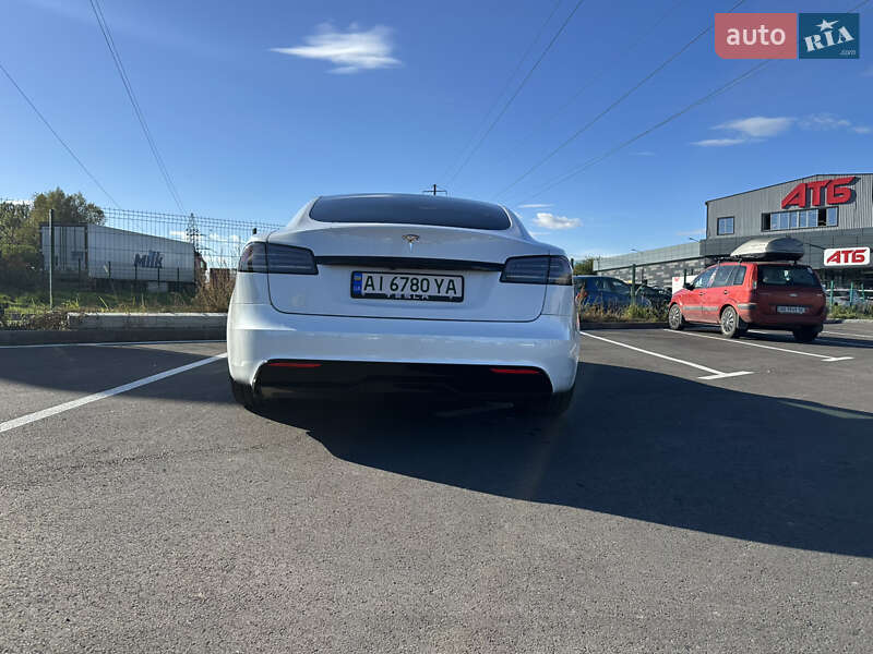 Лифтбек Tesla Model S 2022 в Святопетровское
