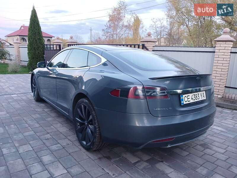 Лифтбек Tesla Model S 2013 в Кицмани фото 8 Лифтбек Tesla Model S 2013 в Кицмани