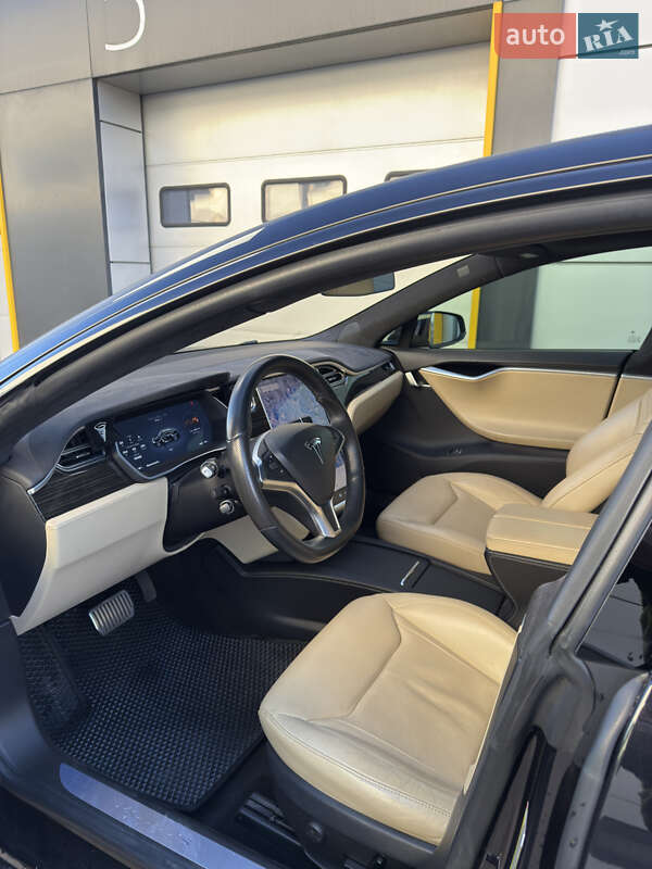 Ліфтбек Tesla Model S 2016 в Києві фото 10 Ліфтбек Tesla Model S 2016 в Києві