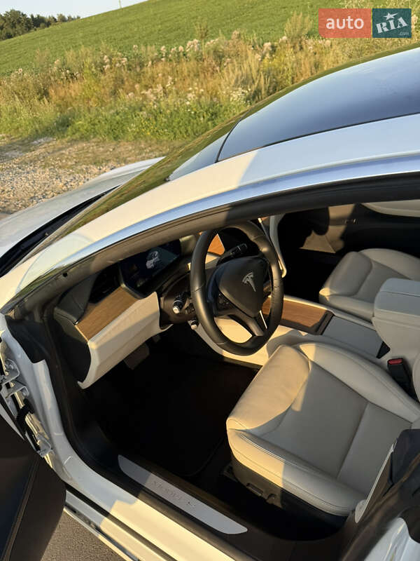 Лифтбек Tesla Model S 2020 в Ивано-Франковске фото 6 Лифтбек Tesla Model S 2020 в Ивано-Франковске