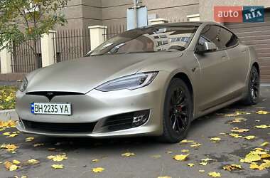 Лифтбек Tesla Model S 2016 в Одессе Лифтбек Tesla Model S 2016 в Одессе