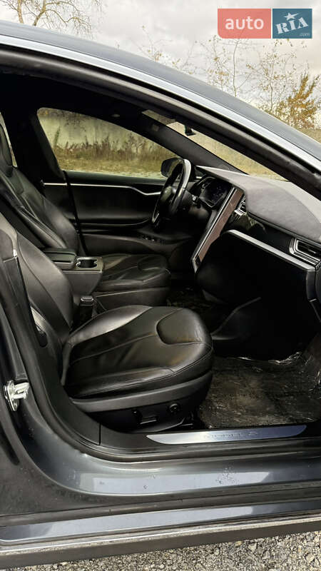 Лифтбек Tesla Model S 2015 в Львове фото 22 Лифтбек Tesla Model S 2015 в Львове