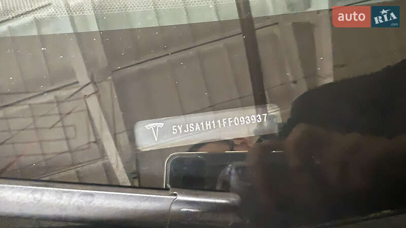 Лифтбек Tesla Model S 2015 в Львове фото 26 Лифтбек Tesla Model S 2015 в Львове