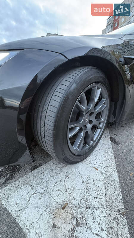 Лифтбек Tesla Model S 2022 в Белой Церкви