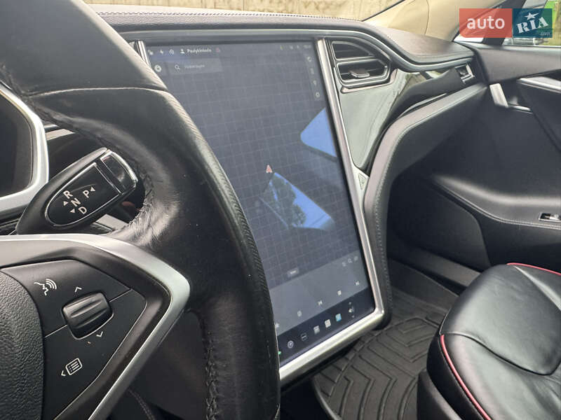 Лифтбек Tesla Model S 2014 в Одессе фото 11 Лифтбек Tesla Model S 2014 в Одессе