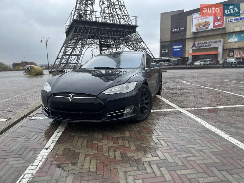 Лифтбек Tesla Model S 2013 в Харькове