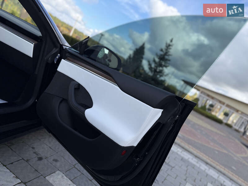 Ліфтбек Tesla Model S 2024 в Дрогобичі фото 111 Ліфтбек Tesla Model S 2024 в Дрогобичі
