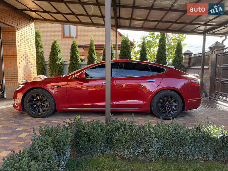 Ліфтбек Tesla Model S 2016 в Білій Церкві