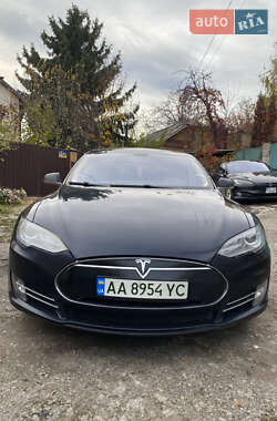 Лифтбек Tesla Model S 2014 в Киеве