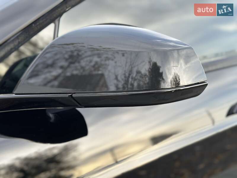Лифтбек Tesla Model S 2022 в Киеве фото 8 Лифтбек Tesla Model S 2022 в Киеве