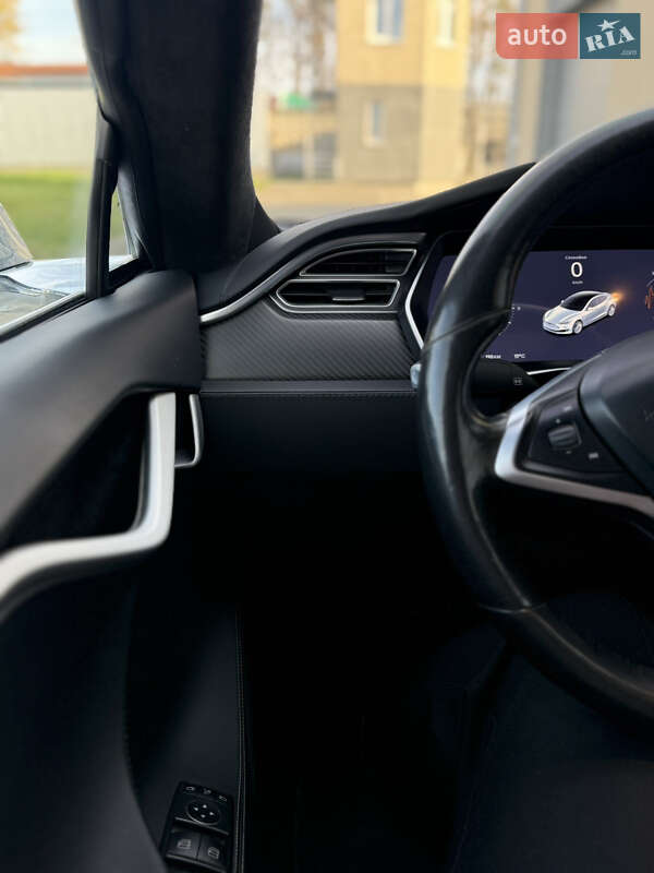 Ліфтбек Tesla Model S 2017 в Радехові фото 15 Ліфтбек Tesla Model S 2017 в Радехові