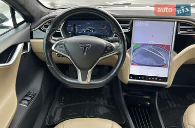 Ліфтбек Tesla Model S 2015 в Києві