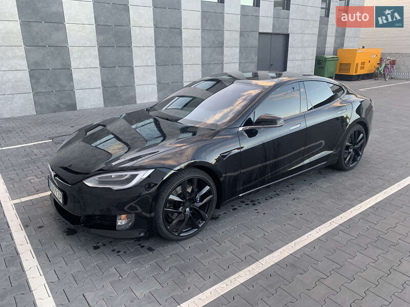 Ліфтбек Tesla Model S 2017 в Сарнах фото 30 Ліфтбек Tesla Model S 2017 в Сарнах