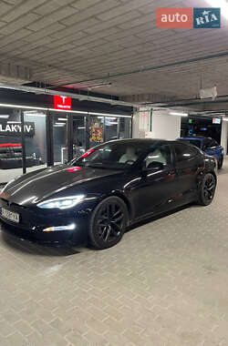 Лифтбек Tesla Model S 2022 в Киеве