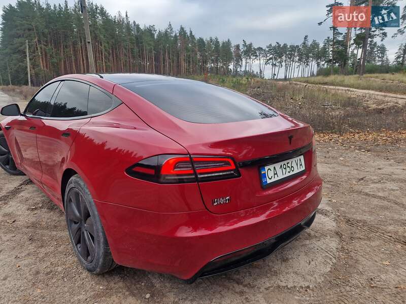 Ліфтбек Tesla Model S 2022 в Черкасах
