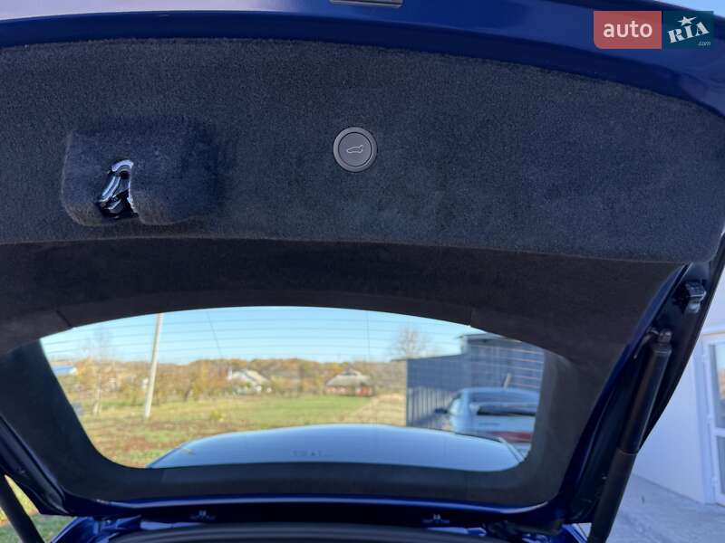 Лифтбек Tesla Model S 2025 в Виннице фото 36 Лифтбек Tesla Model S 2025 в Виннице