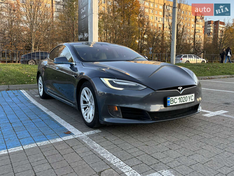 Лифтбек Tesla Model S 2017 в Львове фото 5 Лифтбек Tesla Model S 2017 в Львове