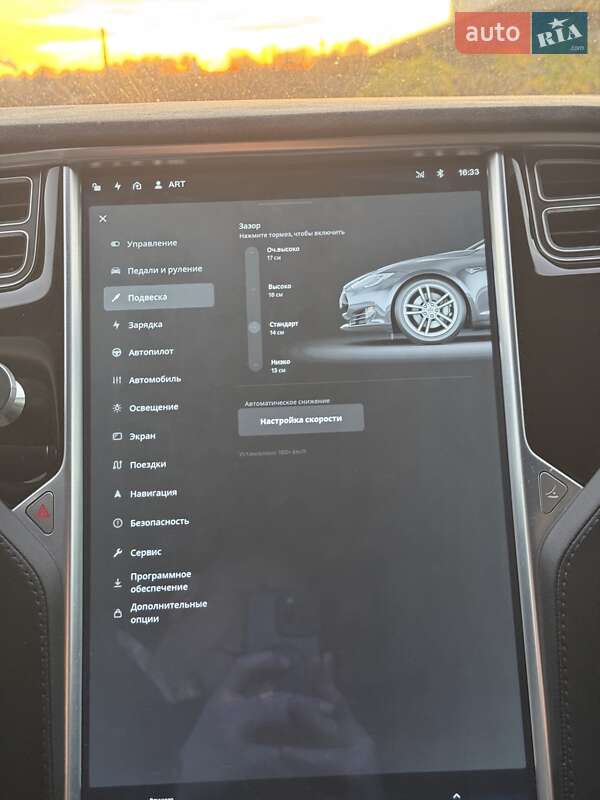 Ліфтбек Tesla Model S 2015 в Києві