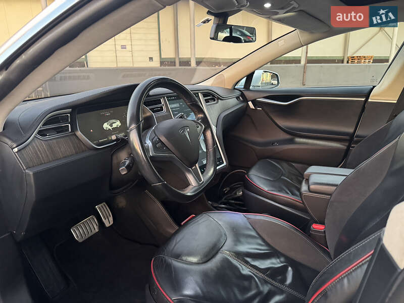 Лифтбек Tesla Model S 2014 в Виннице фото 10 Лифтбек Tesla Model S 2014 в Виннице