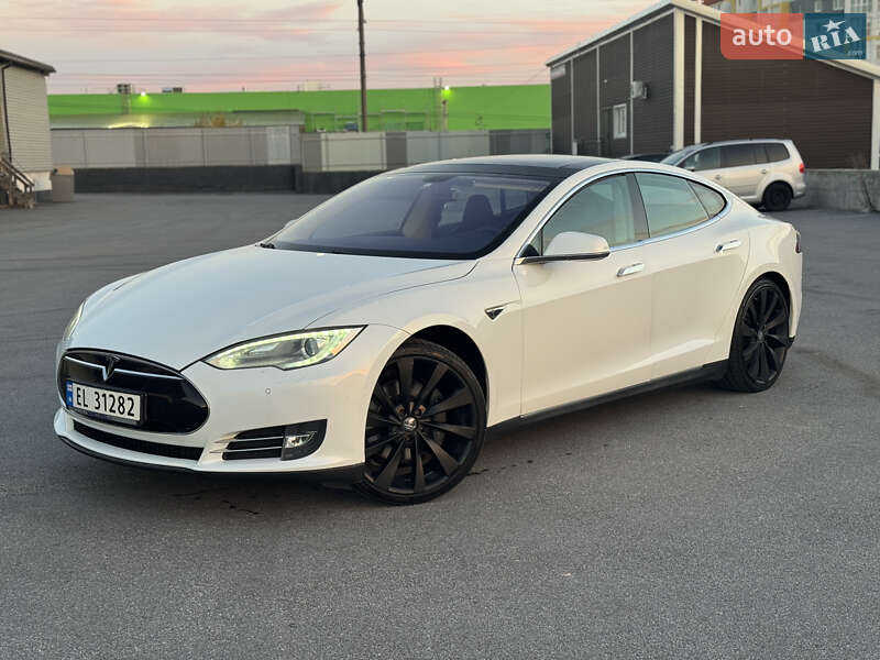 Лифтбек Tesla Model S 2014 в Виннице фото 2 Лифтбек Tesla Model S 2014 в Виннице