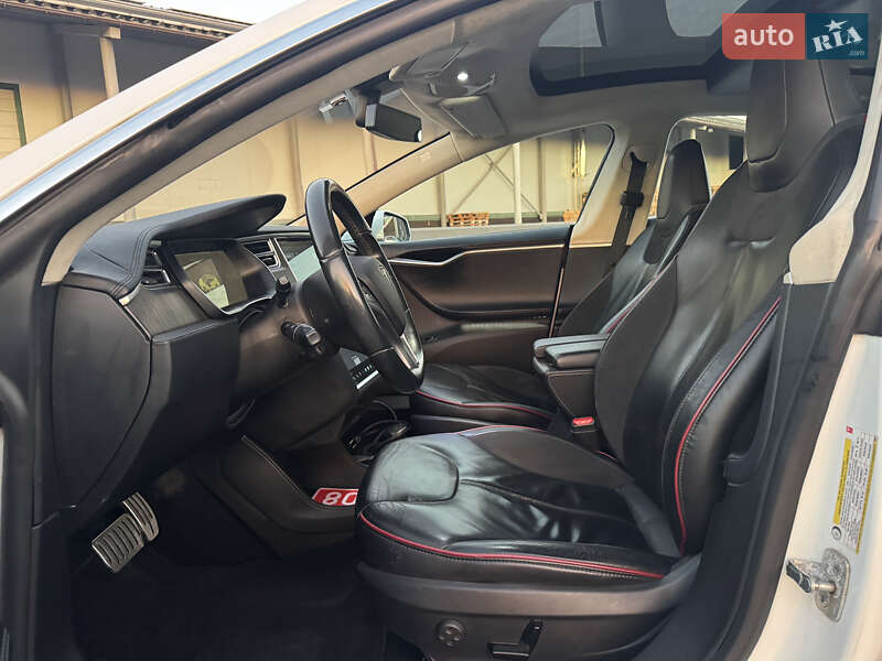 Лифтбек Tesla Model S 2014 в Виннице фото 11 Лифтбек Tesla Model S 2014 в Виннице