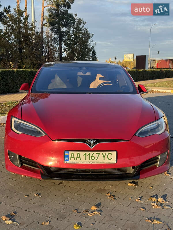 Ліфтбек Tesla Model S 2016 в Києві фото 4 Ліфтбек Tesla Model S 2016 в Києві