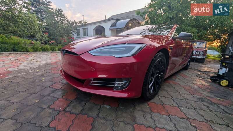 Лифтбек Tesla Model S 2019 в Киеве фото 7 Лифтбек Tesla Model S 2019 в Киеве