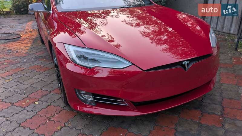 Лифтбек Tesla Model S 2019 в Киеве фото 20 Лифтбек Tesla Model S 2019 в Киеве