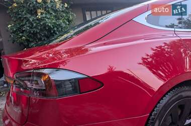 Лифтбек Tesla Model S 2019 в Киеве