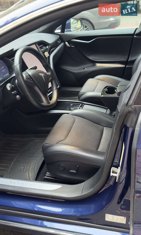 Ліфтбек Tesla Model S 2018 в Хмельницькому