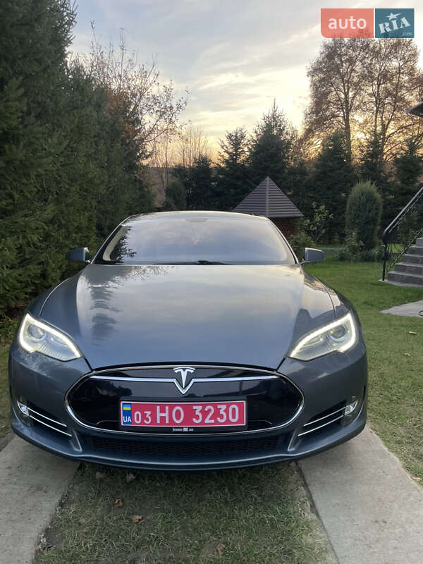 Tesla Model S 2014 Tesla Model S 2014