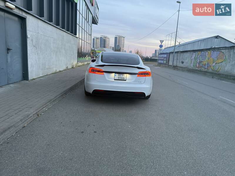 Лифтбек Tesla Model S 2021 в Киеве фото 11 Лифтбек Tesla Model S 2021 в Киеве
