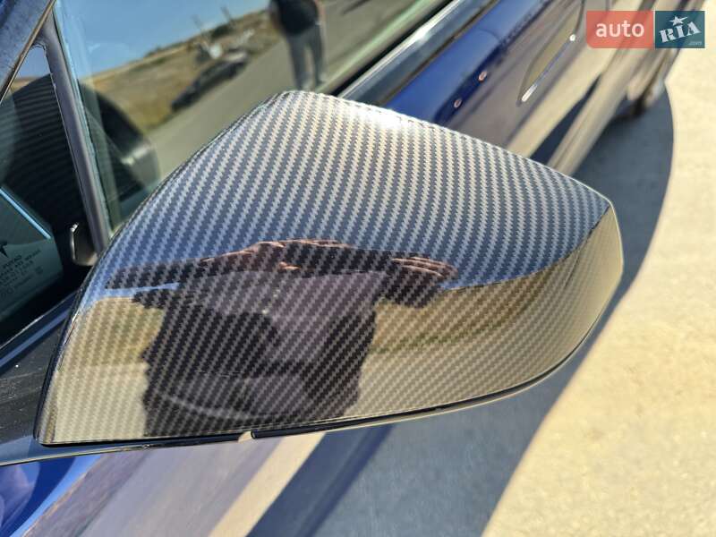 Лифтбек Tesla Model S 2021 в Одессе