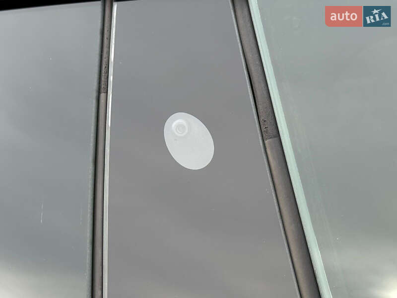 Лифтбек Tesla Model S 2016 в Одессе