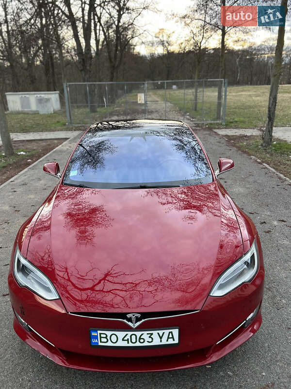 Ліфтбек Tesla Model S 2017 в Тернополі фото 2 Ліфтбек Tesla Model S 2017 в Тернополі