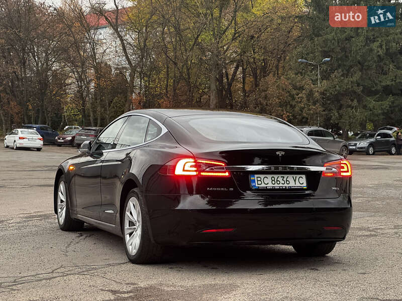 Ліфтбек Tesla Model S 2018 в Львові фото 12 Ліфтбек Tesla Model S 2018 в Львові