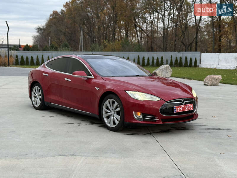 Ліфтбек Tesla Model S 2013 в Луцьку фото 18 Ліфтбек Tesla Model S 2013 в Луцьку