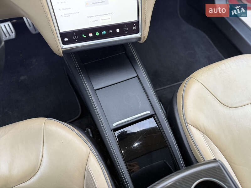 Ліфтбек Tesla Model S 2013 в Луцьку фото 39 Ліфтбек Tesla Model S 2013 в Луцьку