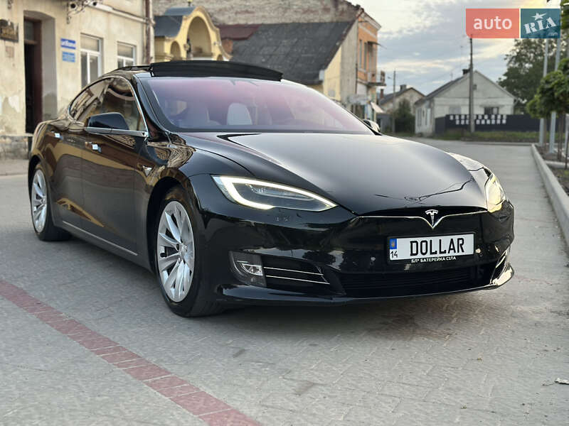 Ліфтбек Tesla Model S 2017 в Львові фото 3 Ліфтбек Tesla Model S 2017 в Львові