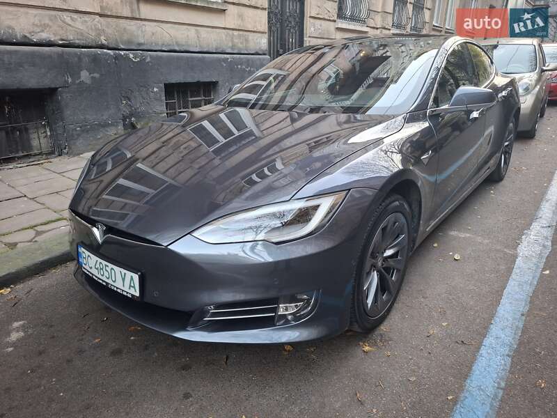 Лифтбек Tesla Model S 2017 в Львове фото 22 Лифтбек Tesla Model S 2017 в Львове