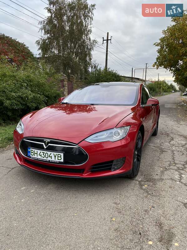 Ліфтбек Tesla Model S 2013 в Одесі фото 5 Ліфтбек Tesla Model S 2013 в Одесі