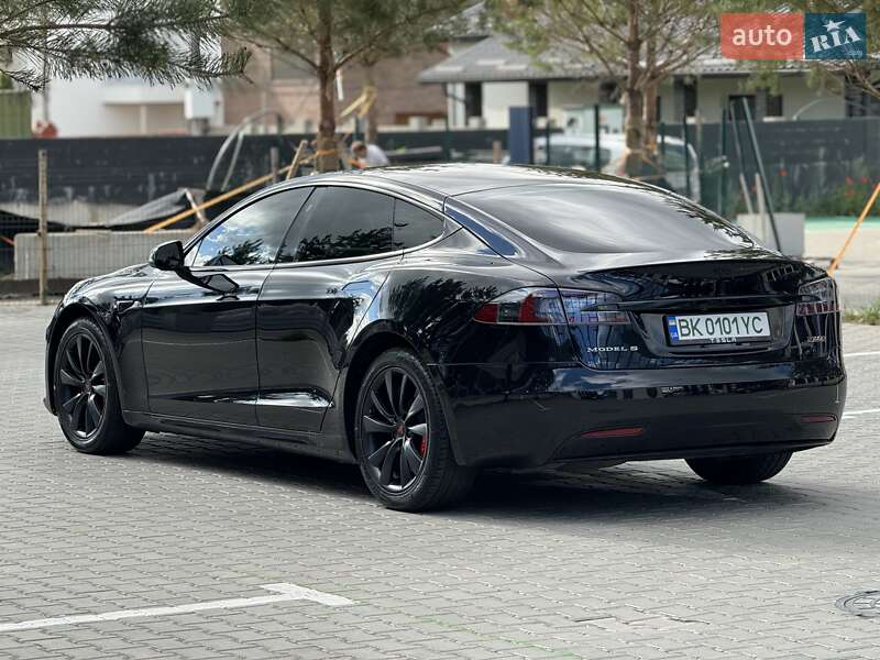 Ліфтбек Tesla Model S 2018 в Рівному фото 9 Ліфтбек Tesla Model S 2018 в Рівному