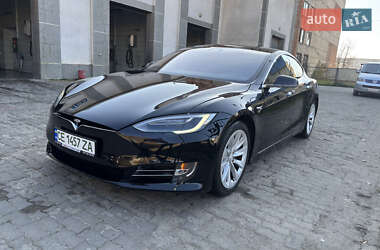 Ліфтбек Tesla Model S 2017 в Чернівцях