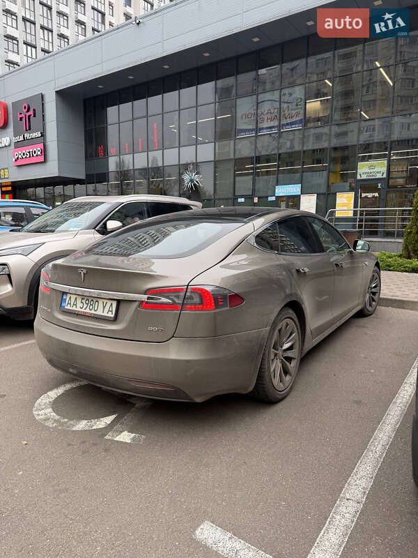 Ліфтбек Tesla Model S 2016 в Березівці фото 4 Ліфтбек Tesla Model S 2016 в Березівці