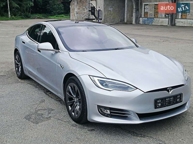 Ліфтбек Tesla Model S 2018 в Івано-Франківську фото 7 Ліфтбек Tesla Model S 2018 в Івано-Франківську