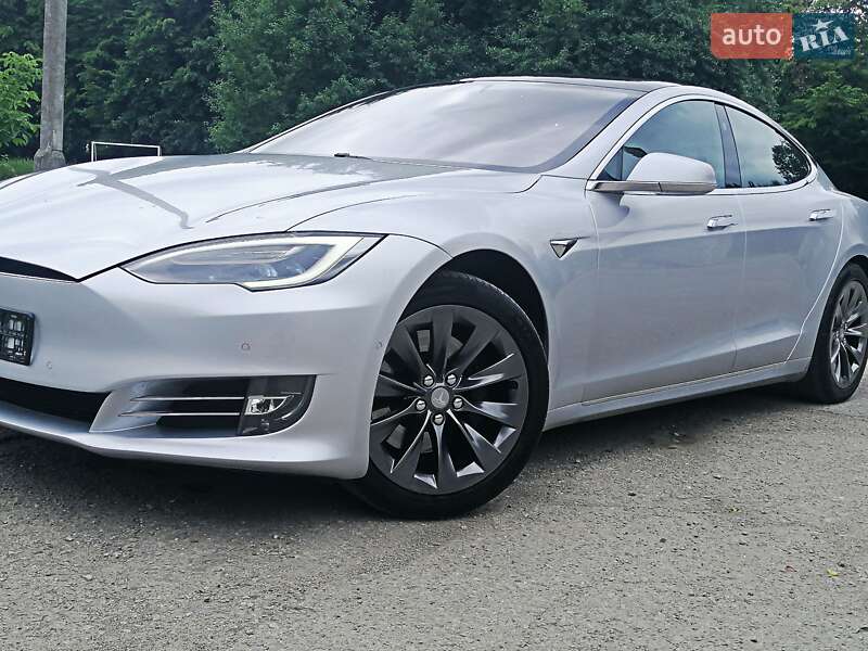 Ліфтбек Tesla Model S 2018 в Івано-Франківську фото 9 Ліфтбек Tesla Model S 2018 в Івано-Франківську